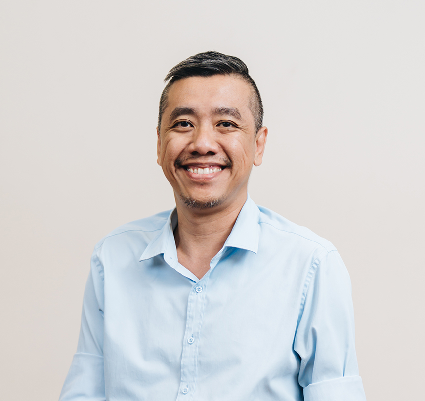 Leslie Tsang Administrative Executive